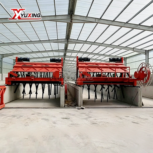 groove compost turner